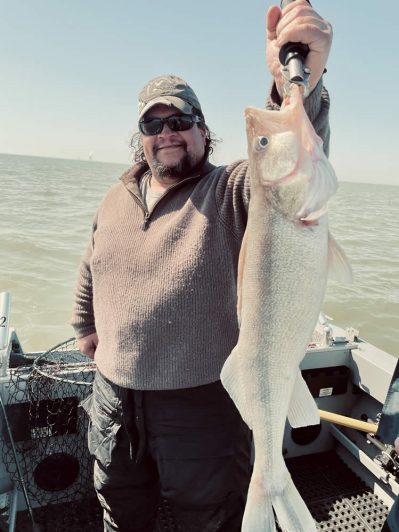 lake-erie-walleye-fishing-23-V8